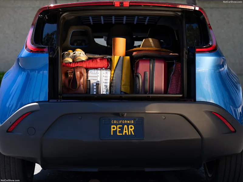 The Houdini trunk loaded